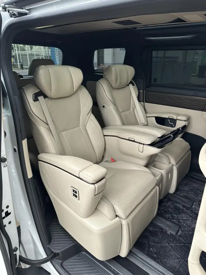 Elfa 2023 Model 2.5L Intelligent Hybrid 4WD Premium – фото 8