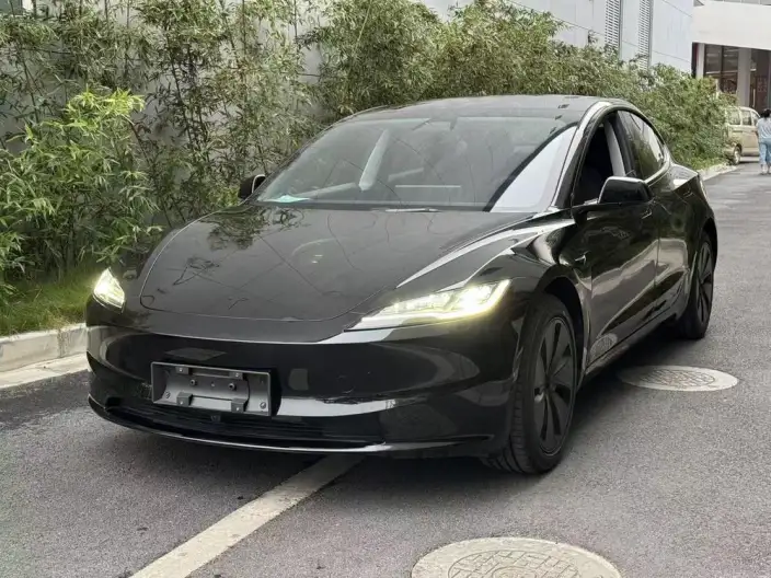 Model 3 2025 Model Facelift Rear-wheel drive version