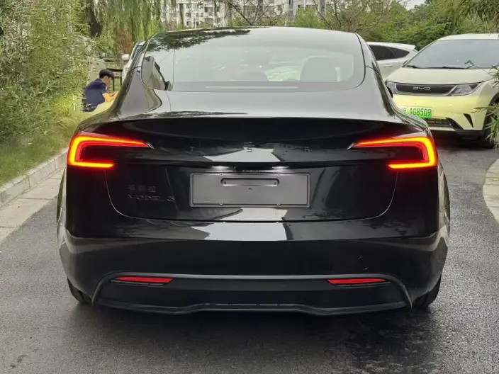 Model 3 2025 Model Facelift Rear-wheel drive version