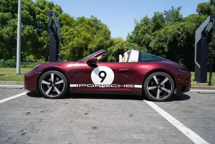 PORSCHE 911 2020 Model Targa 4S 3.0T Heritage Design Special Edition – фото 4