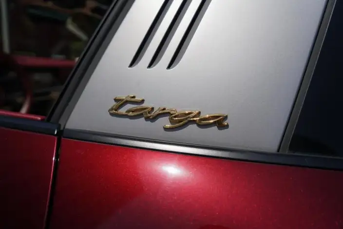 PORSCHE 911 2020 Model Targa 4S 3.0T Heritage Design Special Edition – фото 9