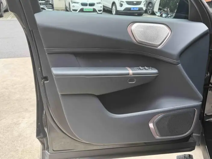 Lynk & Co 900 2025 Model 2.0T Ultra VI seat – фото 5