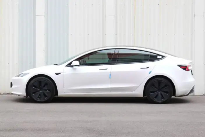Model 3 2023 Model Rear-wheel drive version – фото 4