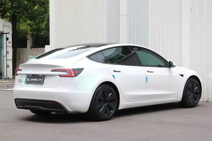 Model 3 2023 Model Rear-wheel drive version – фото 7