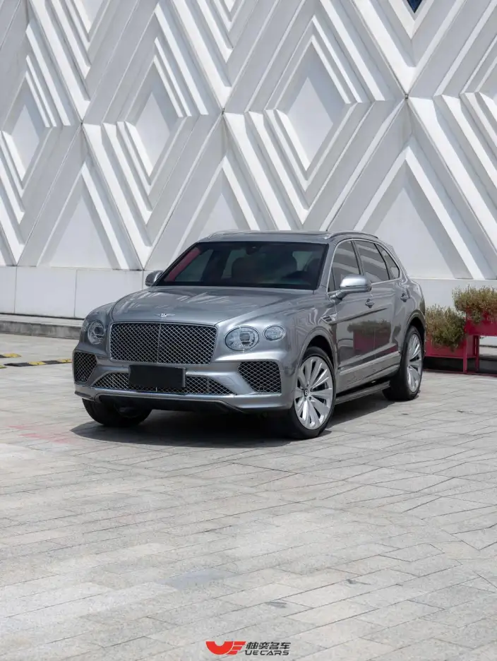 Bentayga 2021 Model 4.0T V8 – фото 1