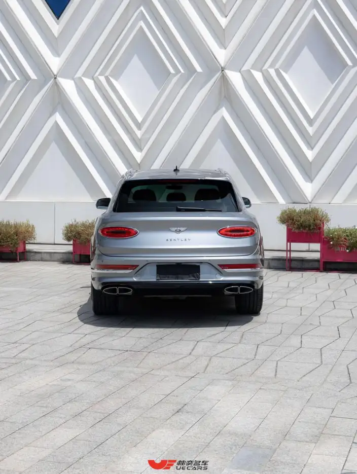 Bentayga 2021 Model 4.0T V8 – фото 6