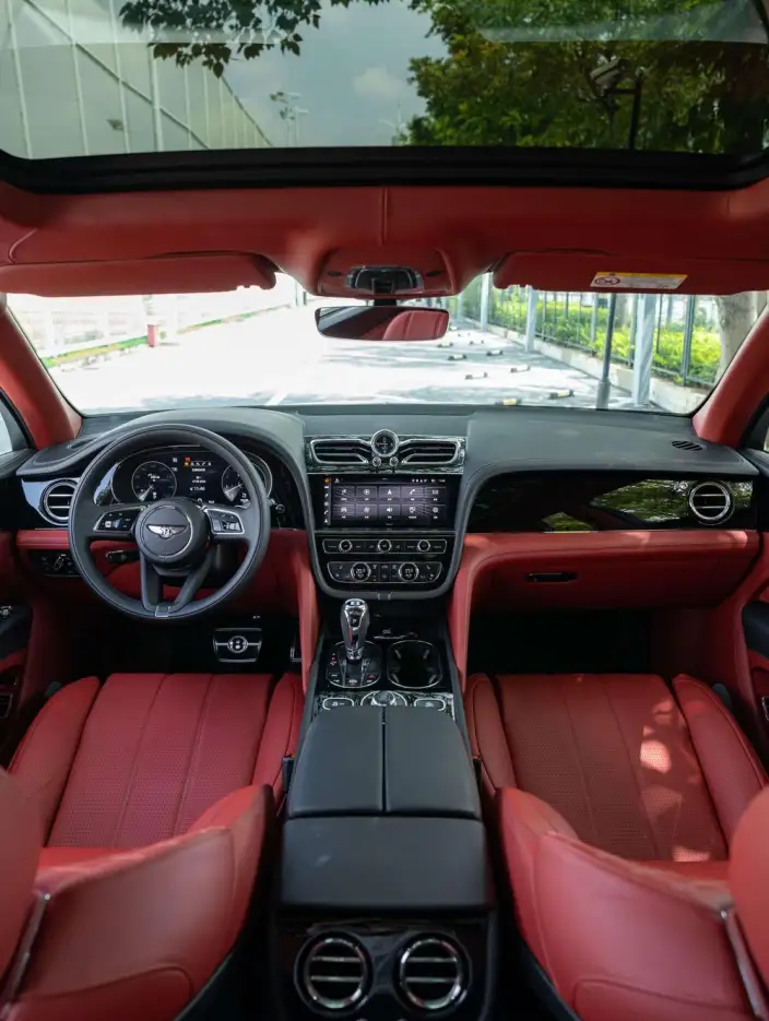 Bentayga 2021 Model 4.0T V8 – фото 10