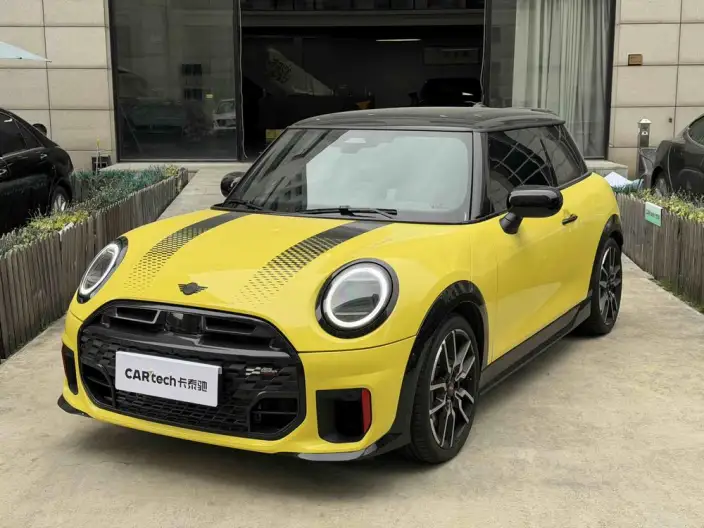 MINI JCW 2025 Model JOHN COOPER WORKS – фото 1