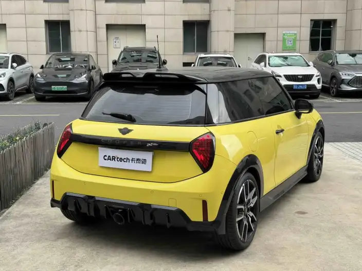 MINI JCW 2025 Model JOHN COOPER WORKS – фото 4
