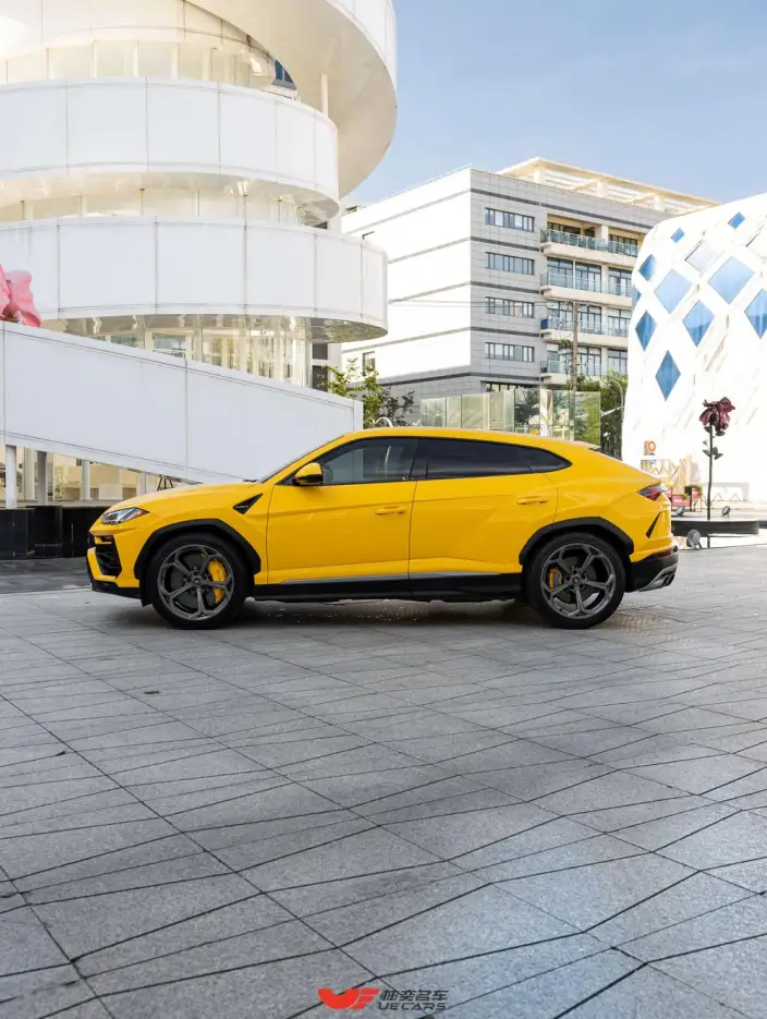 Urus 2021 Model 4.0T V8 – фото 4