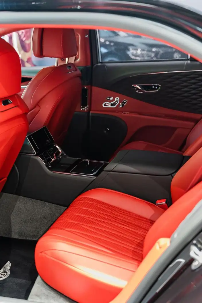 Continental Flying Spur 2021 Model 4.0T V8 Standard Edition – фото 8