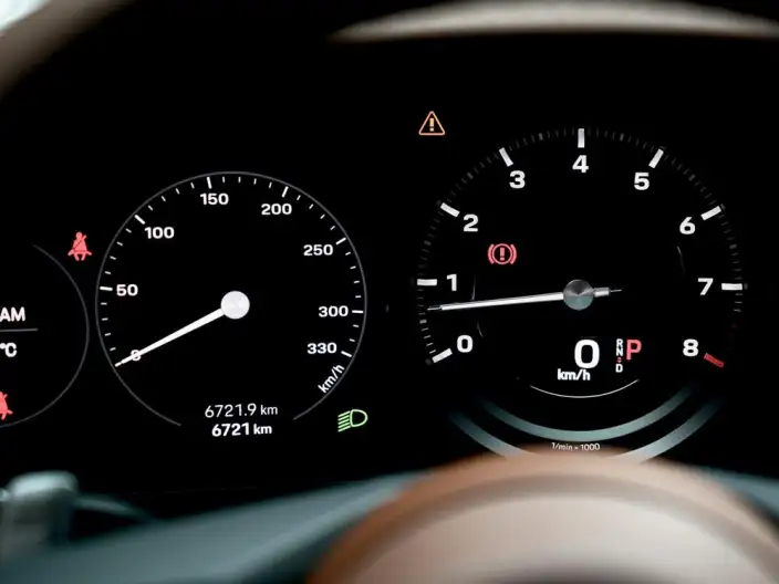 PORSCHE 911 2023 Model Targa 4 3.0T – фото 7