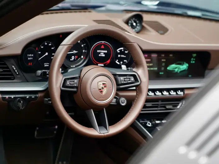 PORSCHE 911 2023 Model Targa 4 3.0T – фото 8