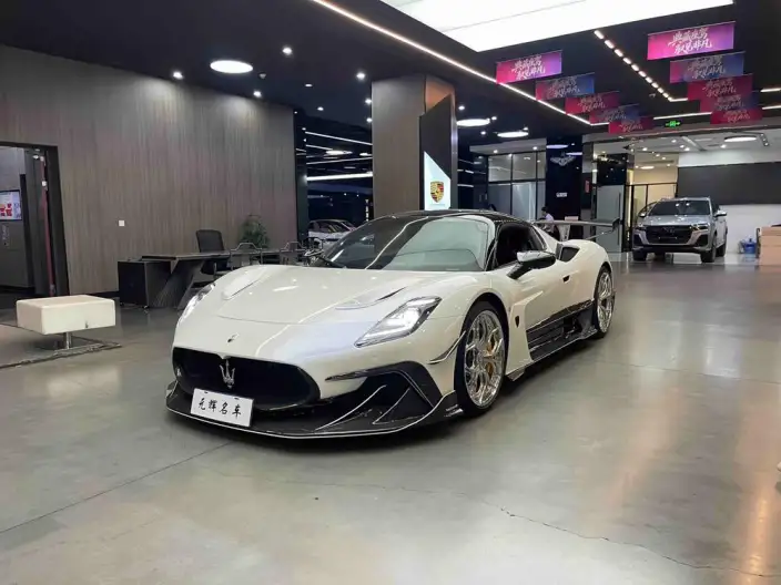 Maserati MC20 2021 Model 3.0T Standard Edition – фото 1