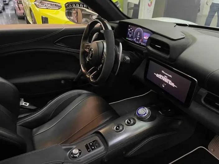 Maserati MC20 2021 Model 3.0T Standard Edition – фото 9