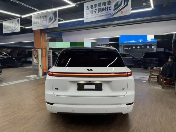 Li Auto L7 2024 Model Ultra Edition – фото 3