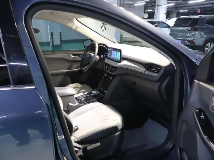 Ford Escape 2020 Model EcoBoost 245 2WD Shine Xiang Model – фото 8