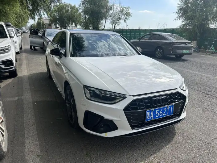 Audi A4 L 2022 Model 40 TFSI Luxury Dynamic Model – фото 3