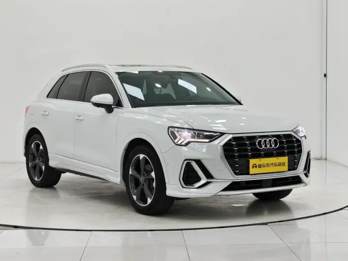 AUDI Q3 2022 Model 35 TFSI Fashion Dynamic Model – фото 3