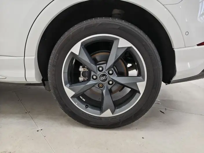 AUDI Q3 2022 Model 35 TFSI Fashion Dynamic Model – фото 9