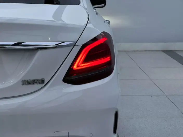 Mercedes-Benz C-Class 2020 Model Facelift C 260 L Sports Edition – фото 6
