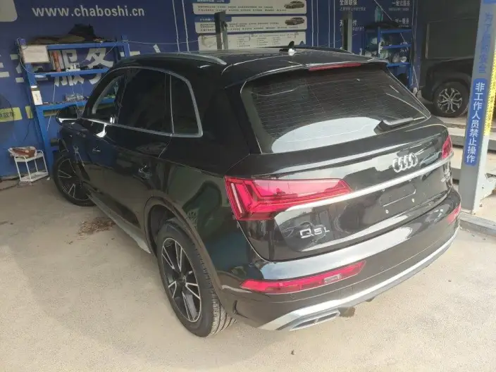 Audi Q5L 2023 Model 40T Fashion Dynamic Model – фото 3