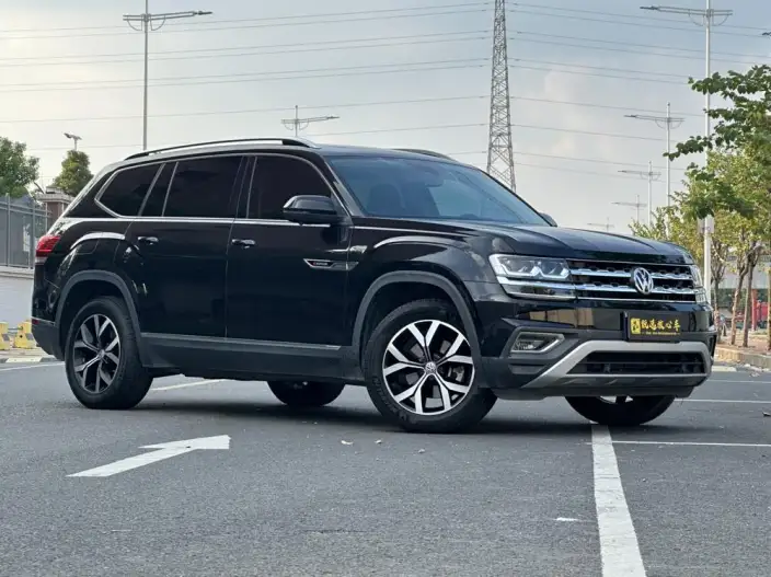 Volkswagen Teramont 2020 Model Facelift 380TSI 4WD Deluxe Edition – фото 3