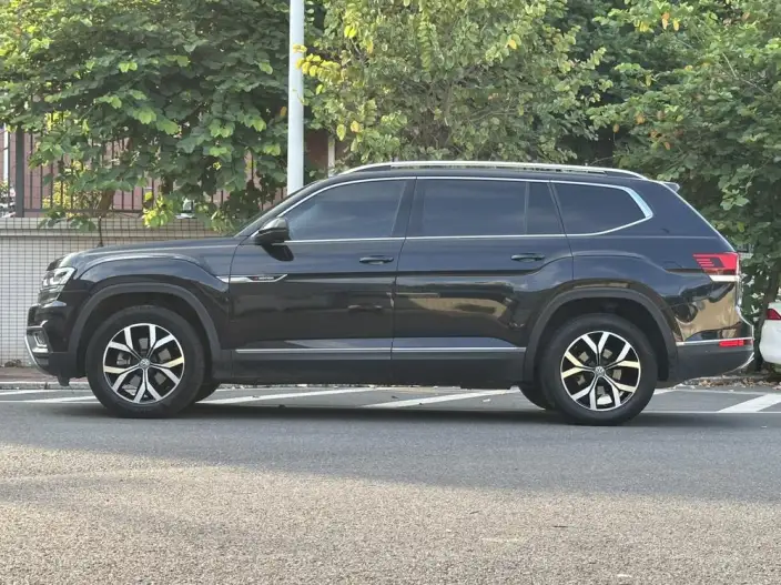 Volkswagen Teramont 2020 Model Facelift 380TSI 4WD Deluxe Edition – фото 4