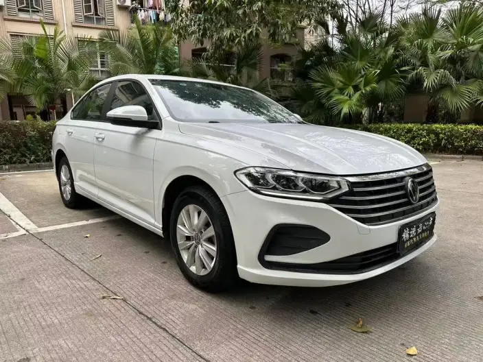 Volkswagen Lavida 2023 Model 1.5L Automatic Deyi Edition – фото 3