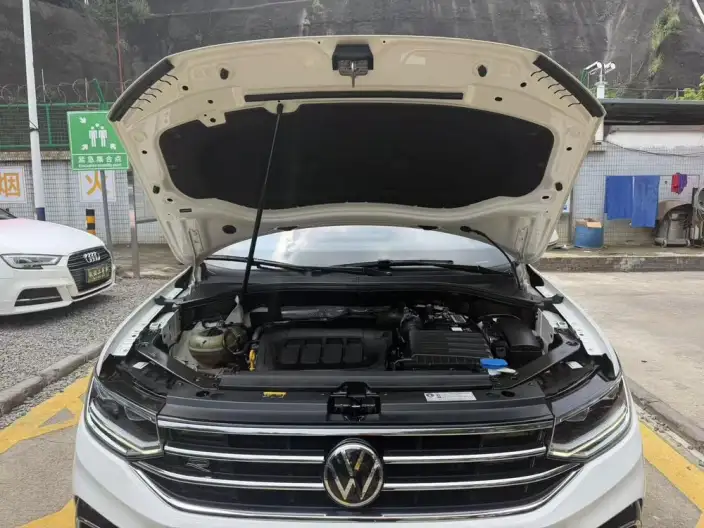 Volkswagen Tiguan L 2023 Model 330TSI 2WD R-Line Enjoy the version more – фото 7