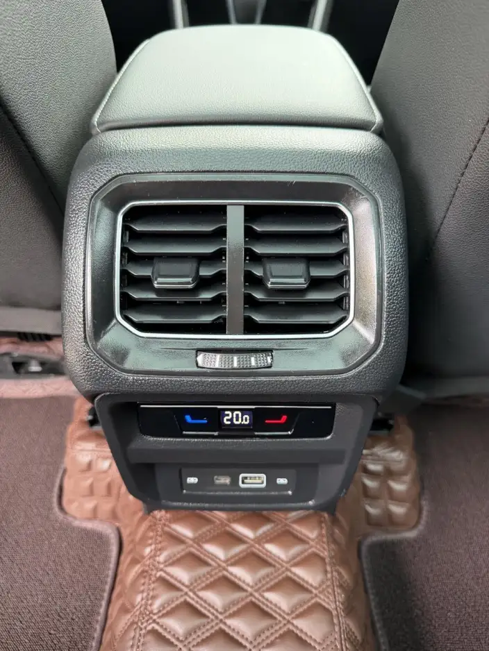 Volkswagen Tiguan L 2023 Model 330TSI 2WD R-Line Enjoy the version more – фото 8
