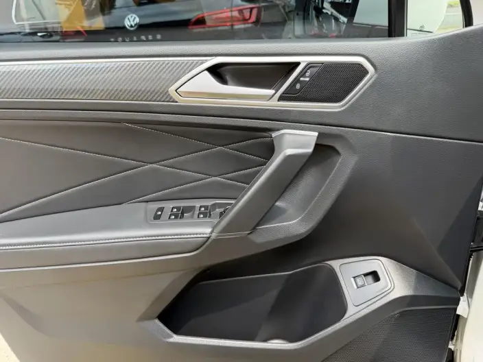Volkswagen Tiguan L 2023 Model 330TSI 2WD R-Line Enjoy the version more – фото 10
