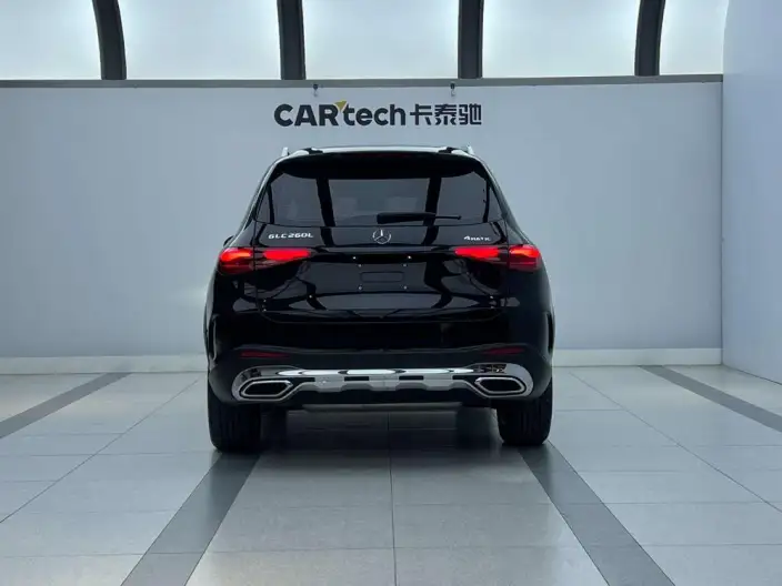 Mercedes-Benz GLC 2023 Model Facelift GLC 260 L 4MATIC Luxury Model 7 seat – фото 4