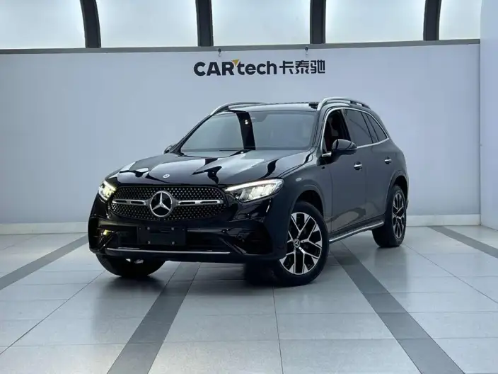 Mercedes-Benz GLC 2023 Model Facelift GLC 260 L 4MATIC Luxury Model 7 seat – фото 10