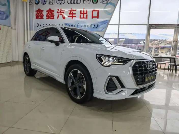 AUDI Q3 2022 Model 35 TFSI Fashion Dynamic Model – фото 3