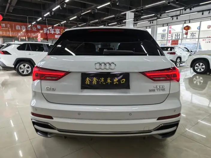 AUDI Q3 2022 Model 35 TFSI Fashion Dynamic Model – фото 4