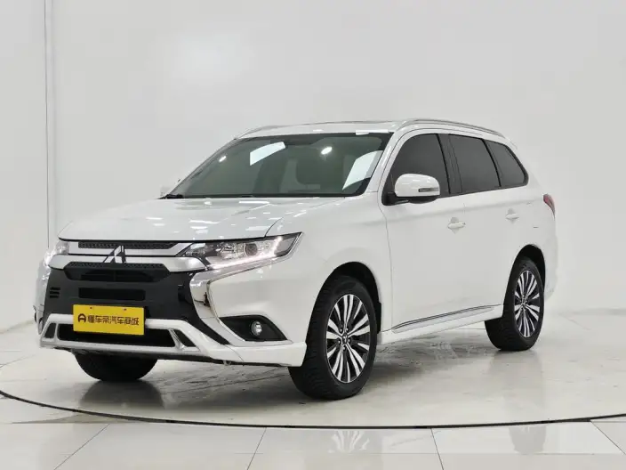 Mitsubishi Outlander 2021 Model Facelift 2.0L 2WD Changxiang Edition 5 seat