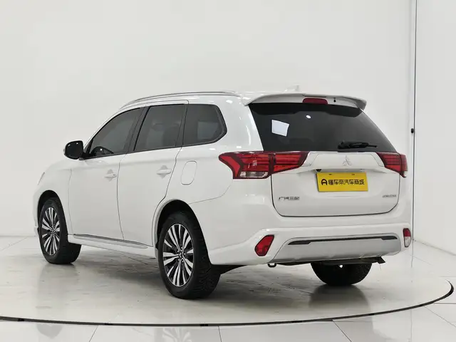 Mitsubishi Outlander 2021 Model Facelift 2.0L 2WD Changxiang Edition 5 seat – фото 5