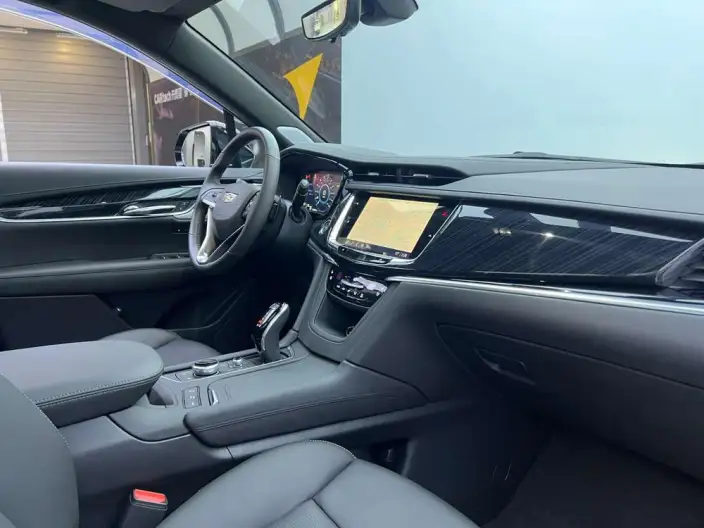 Cadillac XT6 2025 Model 2.0T Luxury Executive Classic Edition – фото 7
