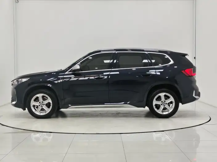 BMW X1 2023 Model sDrive20Li X Design Set – фото 4