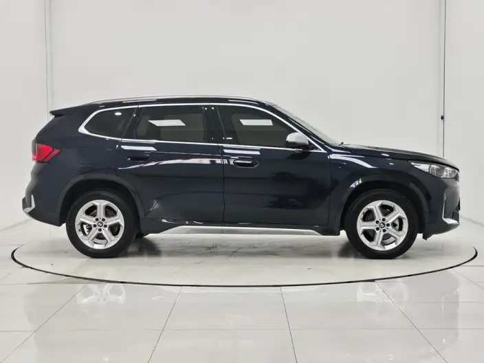 BMW X1 2023 Model sDrive20Li X Design Set – фото 8