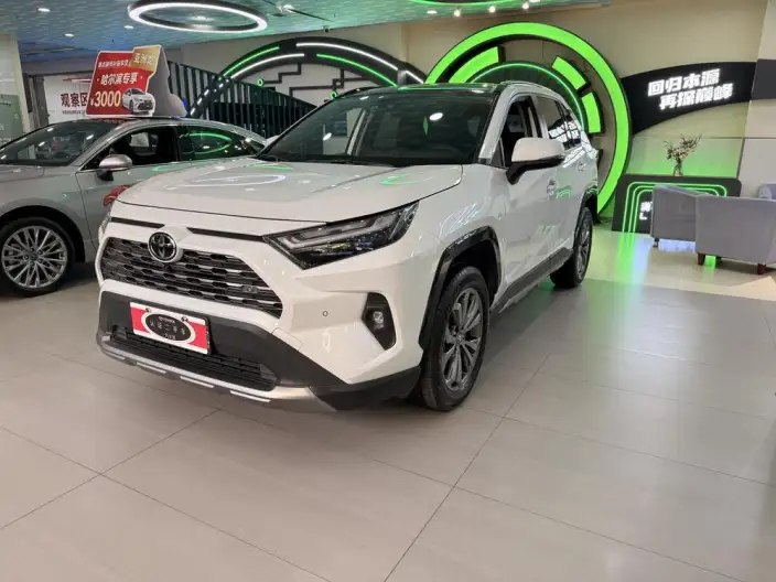 Toyota RAV4 2024 Model 2.0L CVT 2WD Fashion PLUS Edition – фото 1