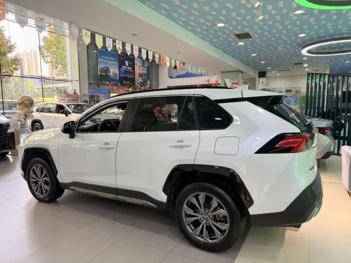 Toyota RAV4 2024 Model 2.0L CVT 2WD Fashion PLUS Edition – фото 4