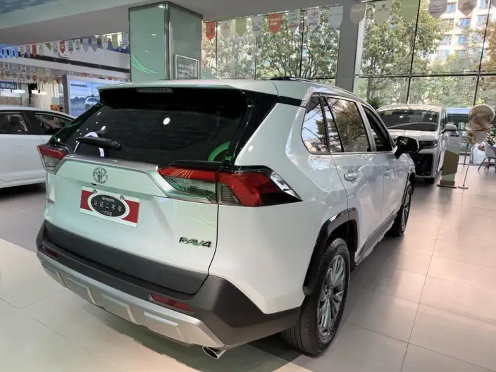 Toyota RAV4 2024 Model 2.0L CVT 2WD Fashion PLUS Edition – фото 5