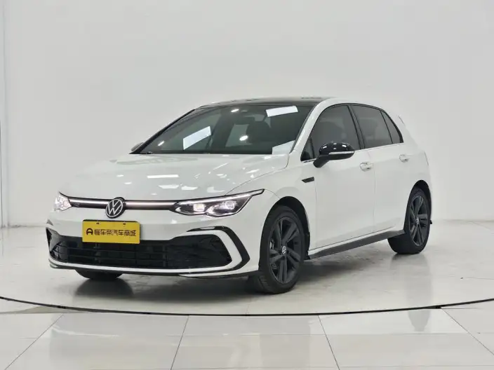 Volkswagen Golf 2021 Model 280TSI DSG R-Line – фото 1