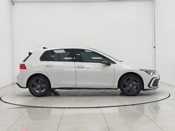 Volkswagen Golf 2021 Model 280TSI DSG R-Line – фото 8