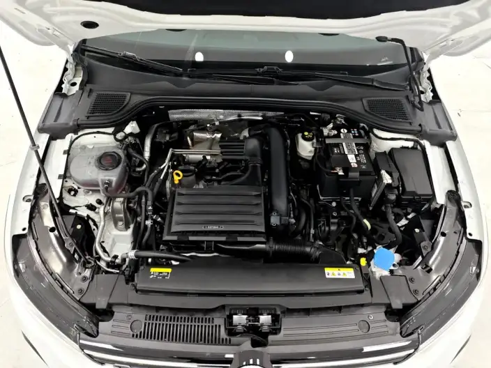 Volkswagen Golf 2021 Model 280TSI DSG R-Line – фото 10