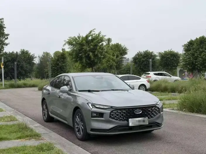 Ford Mondeo 2025 Model EcoBoost 245 Luxury Model – фото 3