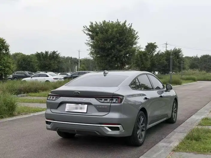 Ford Mondeo 2025 Model EcoBoost 245 Luxury Model – фото 6