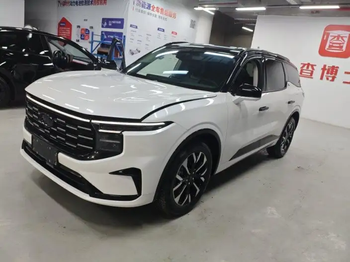 Ford Edge 2025 Model Ford Edge L 2.0T EcoBoost 4WD VII seat Supreme Model – фото 10